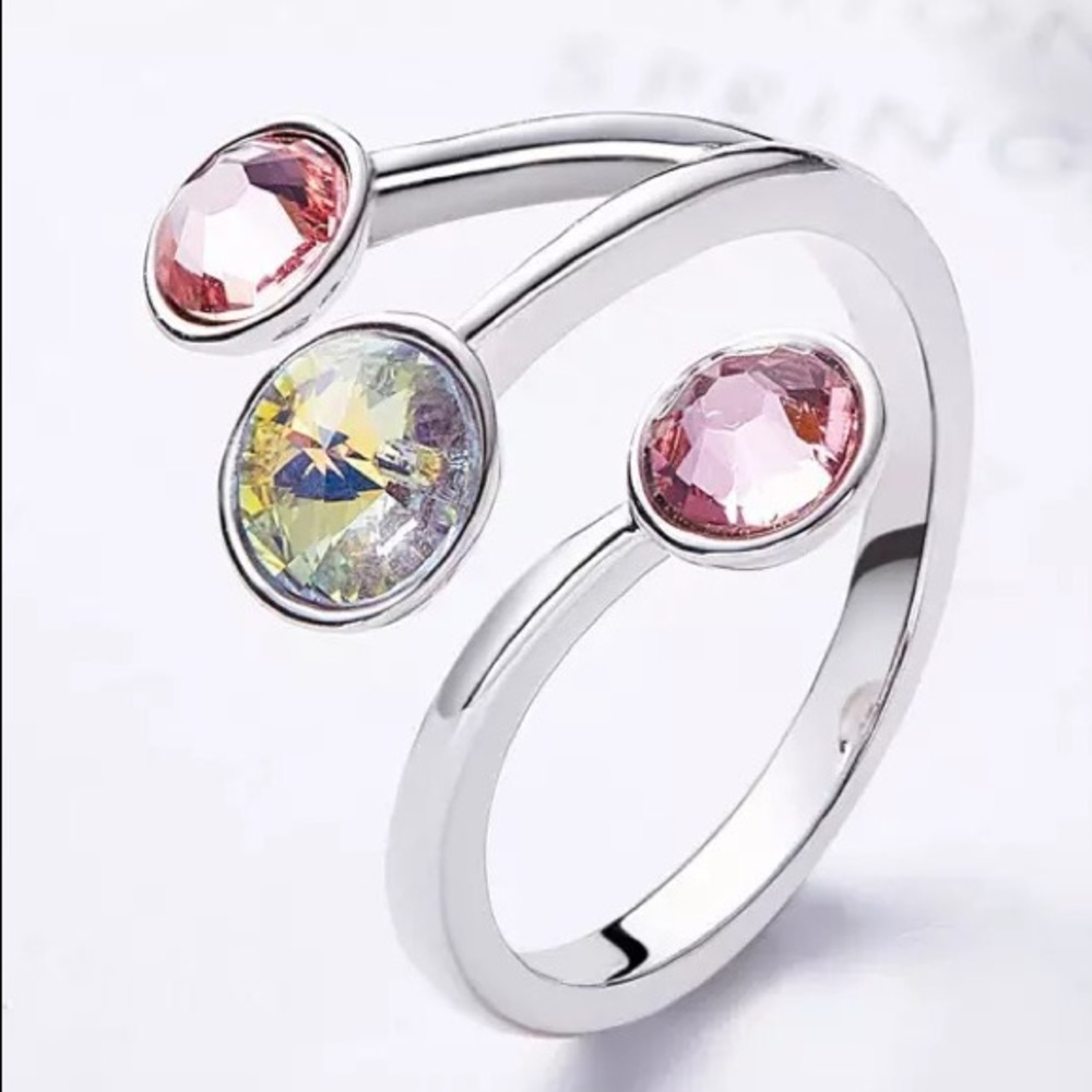 ✅SOLD✅Adjustable silver ring for less - Picture 2 of 2